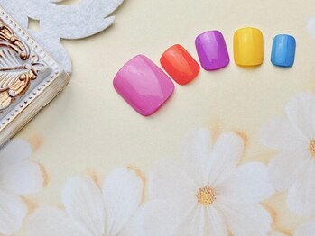 ネイルサロン&スクール ジーナ(GINA)/くすみビビッドカラー