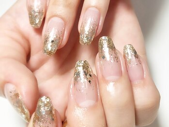 ローグ(Looog)の写真/口コミ高評価☆【ご新規1カラ-orラメグラ￥3960】初めての方も丁寧にカウンセリング!自慢したくなる指先へ*