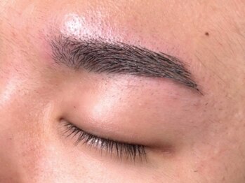 ディクト(D.C.T.)の写真/まゆ毛はサロンで整える時代♪男性にもおすすめ☆お悩み・理想のイメージ等を丁寧にカウンセリング◎