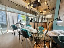 スターネイルプラス 福岡天神西通り店(Star Nail plus)の雰囲気（【テラス付きサロン】天神とは思えないとても開放的なサロン☆）