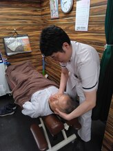 天下茶屋整骨院/ストレートネック