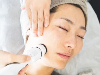 ココン(cocon)の写真/【大人の肌のお悩みを徹底ケア】くすみ・シワ・たるみ改善◎ハリ・弾力のあるぷるぷるで元気な美肌へ♪