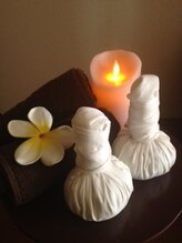 アーユルヴェーダサロン アマナ ジール(Amana Ziel)/キリ（ハーブボール・ポテリ）