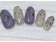 ハニービービー(Honey Bee Bee)/ダルメシアンカラーネイル