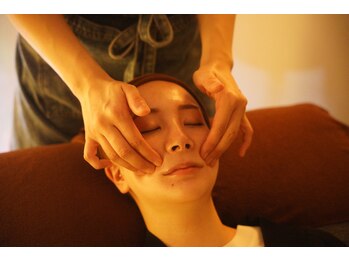 ヘッドミント 春日部店/小顔コルギ・リフトアップ！