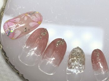 季節のネイル/フィルイン無料