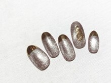 ネイルアンドアイラッシュサロン ミッタ(Mitta)/¥8000-