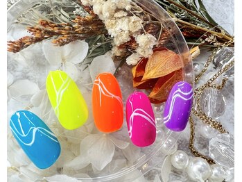 ジュアール(JuAR)/ネオンカラーネイル