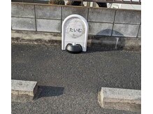 たいむの雰囲気（敷地内駐車場♪サロン入り口の目の前なので雨の日も傘いらず♪）