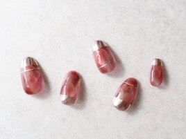 透け感ボルドー