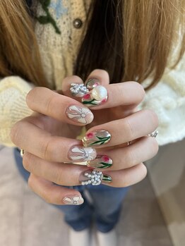 ブランシュ(Blanche)/個性派ネイル。