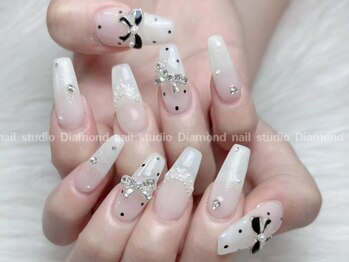 ダイヤモンドネイルスタジオ 横浜店(Diamond Nail Studio)の写真/【ソフトジェルオフ無料♪】幅広い持込デザインにもご対応♪技術力とパーツ種類が自慢♪やり放題7500～