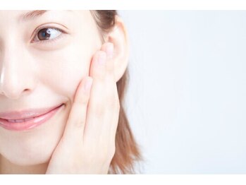 美キュール 栄店(cuol)の写真/【栄/小顔矯正】ヘッドスパ付コルギでほうれい線&たるみケア!リフトアップ&スッキリフェイスラインを実現☆