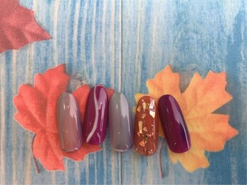 ネイルサロン&スクール ジーナ(GINA)/女っぽ深め紫ネイル