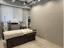 アム バイ オーキッド 代々木公園(UM by ORCHID)/ニキビ改善・シミ改善・毛穴ケア