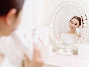 シェア(share)の写真/【最高峰ハリ艶】家庭用では届かない深層ケア◇高級エステ用で小シワ/肌を整え艶◎驚きの毛穴引き締め効果