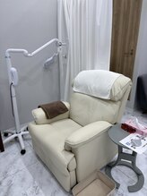 ホワイト 上乃木南店(WHITE)/リクライニングソファー
