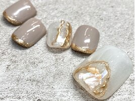 ゴールド アクセント ネイル