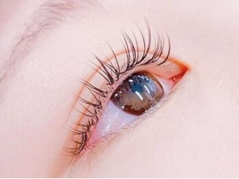 ショコラの写真/人気のブラウンラッシュはもちろん、モーブピンクなど抜け感のある華やかなカラーも多数取り扱いあり☆