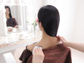 イリゼ(irise)/肩こりも取れる大人気小顔リンパ