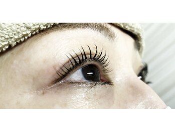 フェアリーヘア ニーナ(Fairy Hair Ni-na)/新技術【うる艶まつ毛ティント】