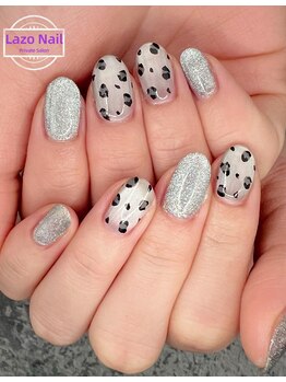 アニマル柄ネイル