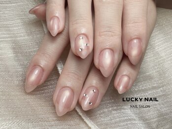 ラッキーネイル(LUCKY NAIL)/