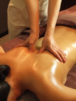 エイル(Eir)/オイルトリートメント★背中