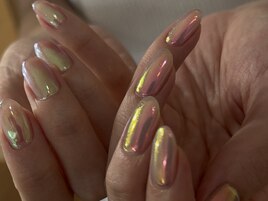 大人シンプルオーロラネイル