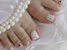 ハニービービー(Honey Bee Bee)/ガーリードットネイル