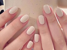 サロン ド ミニュイ(Salon de Minuit)/ワンカラー上品ネイル