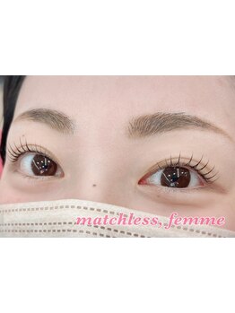 ナチュラル上品な目元にしたい