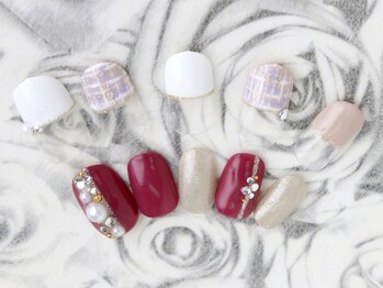 ベベ 伊丹店(BeBe)/上品なデザイン