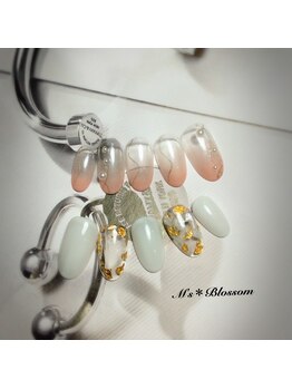 ネイルサロンアンドスクールエムズブロッサム(Nailsalon & school M's Blossom)/定額制ジェルコース￥5100