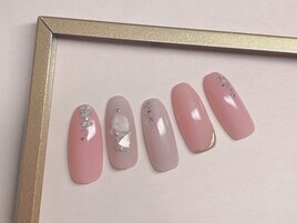 モテカワシェルネイル　¥8800