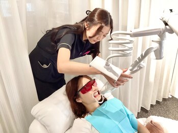 ティンクル(TWINKLE)/セルフホワイトニング施術風景