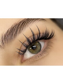 ボリュームのある目元にしたい