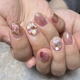 アティックネイルアトリエ(attic nail atelier)