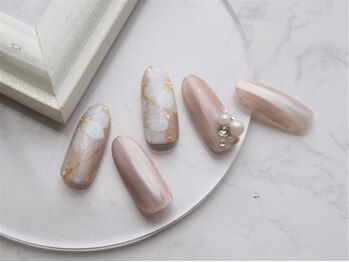 ネイル スパ ココプラス(Nail spa Cocoplus)/上品カラー×フラワーネイル