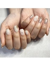 アイミーモア 国立店(aimer more)/ぷっくりフラワーネイル