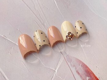 エストリブレ(estLivre)/ドットフレンチ