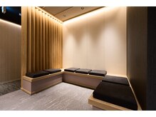 つぼみや 心斎橋店/待合所