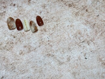 ツメトトノウ/7300円 ふんわり秋カラー(暮石)