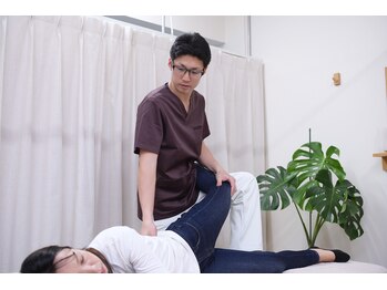 ライフ整骨院 綾瀬/お尻から太ももの裏が痛い!!!