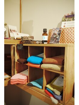 モム(momu)/商品たち