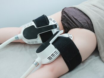 効くラボ 新宿店の写真/本気で痩せたい方に！[最大80%OFF!!]脂肪燃焼×筋肉量UP×姿勢改善★独自の痩身メソッドでサイズダウン◎