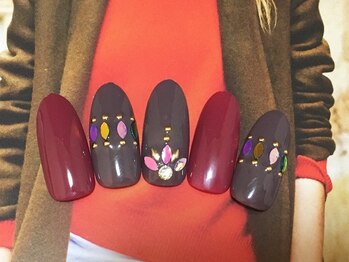 お気軽ビューティエーヴィヒ(Ewig)/1月キャンペーンネイル♪