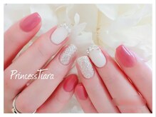 グランチュール(Grantulle)/ストーンフレンチネイル