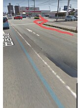 スーリール(SOURIRE)/ヤマダ電機様の前を右折