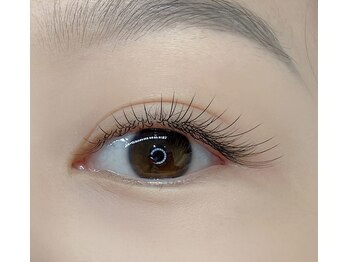 サロンドルネ(Salon De Rene)/最高級プラチナセーブル100本